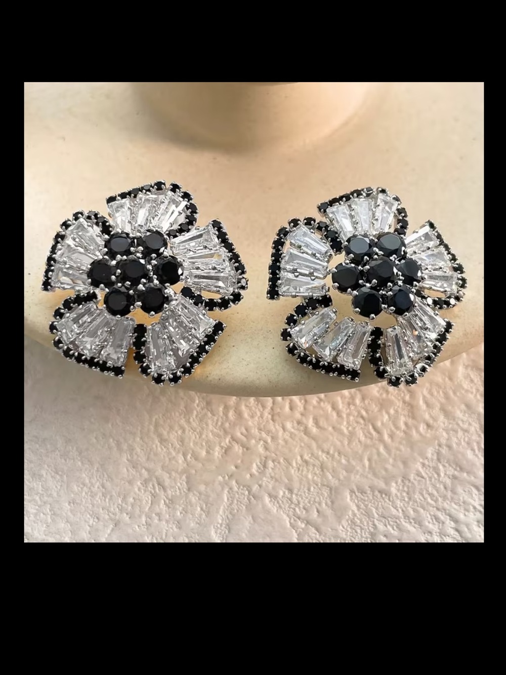 Elegant Black & Clear CZ Flower Stud Earrings NEW